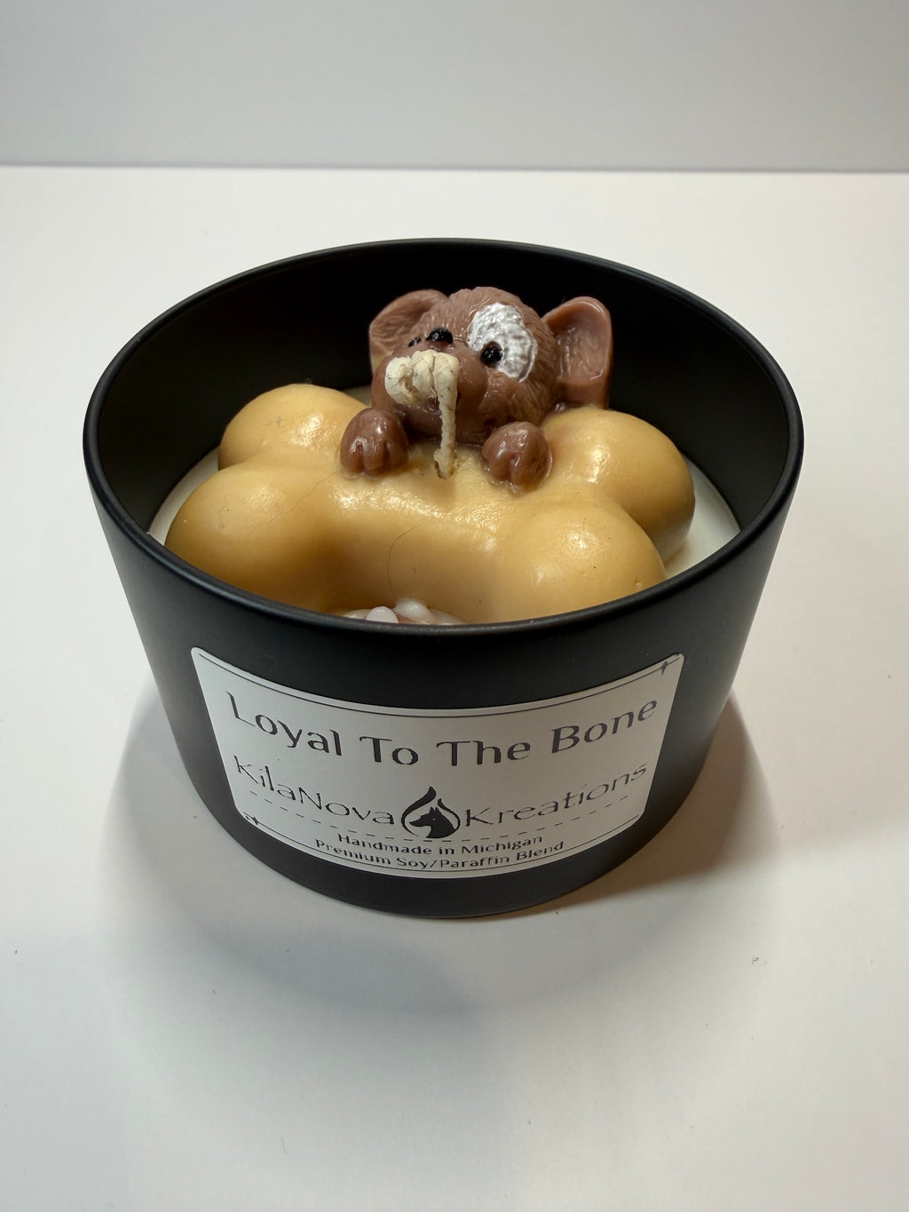 Loyal To The Bone - Sugar Cookie Royal