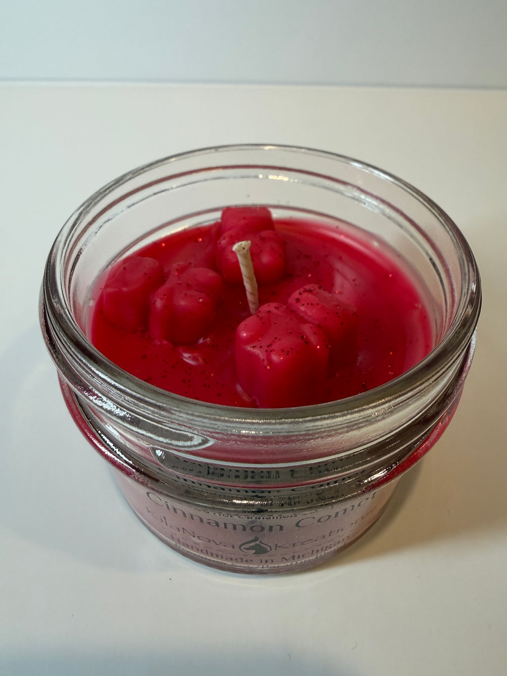 Cinnamon Comet - Hot Cinnamon Candies Candle
