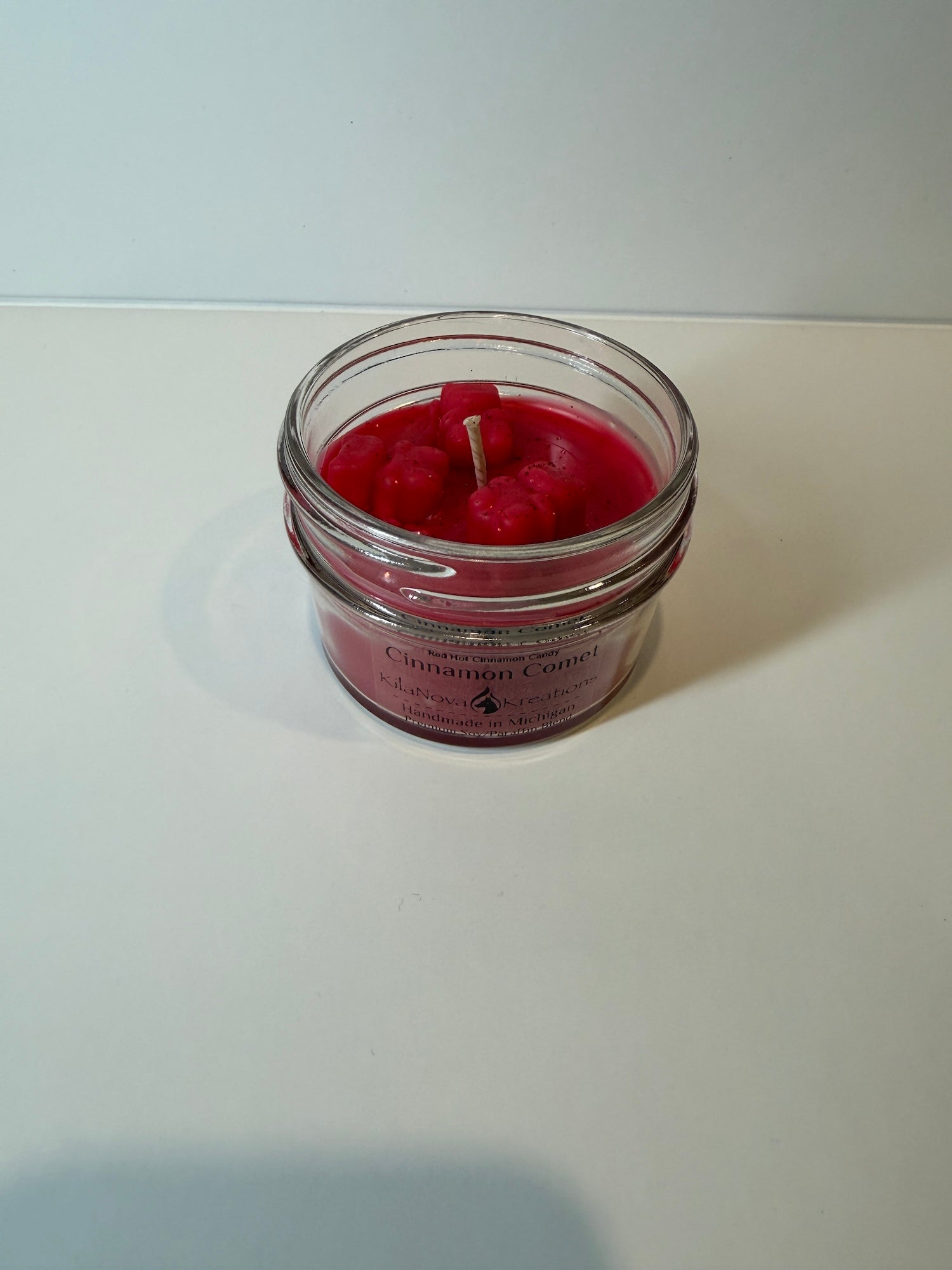 Cinnamon Comet - Hot Cinnamon Candies Candle