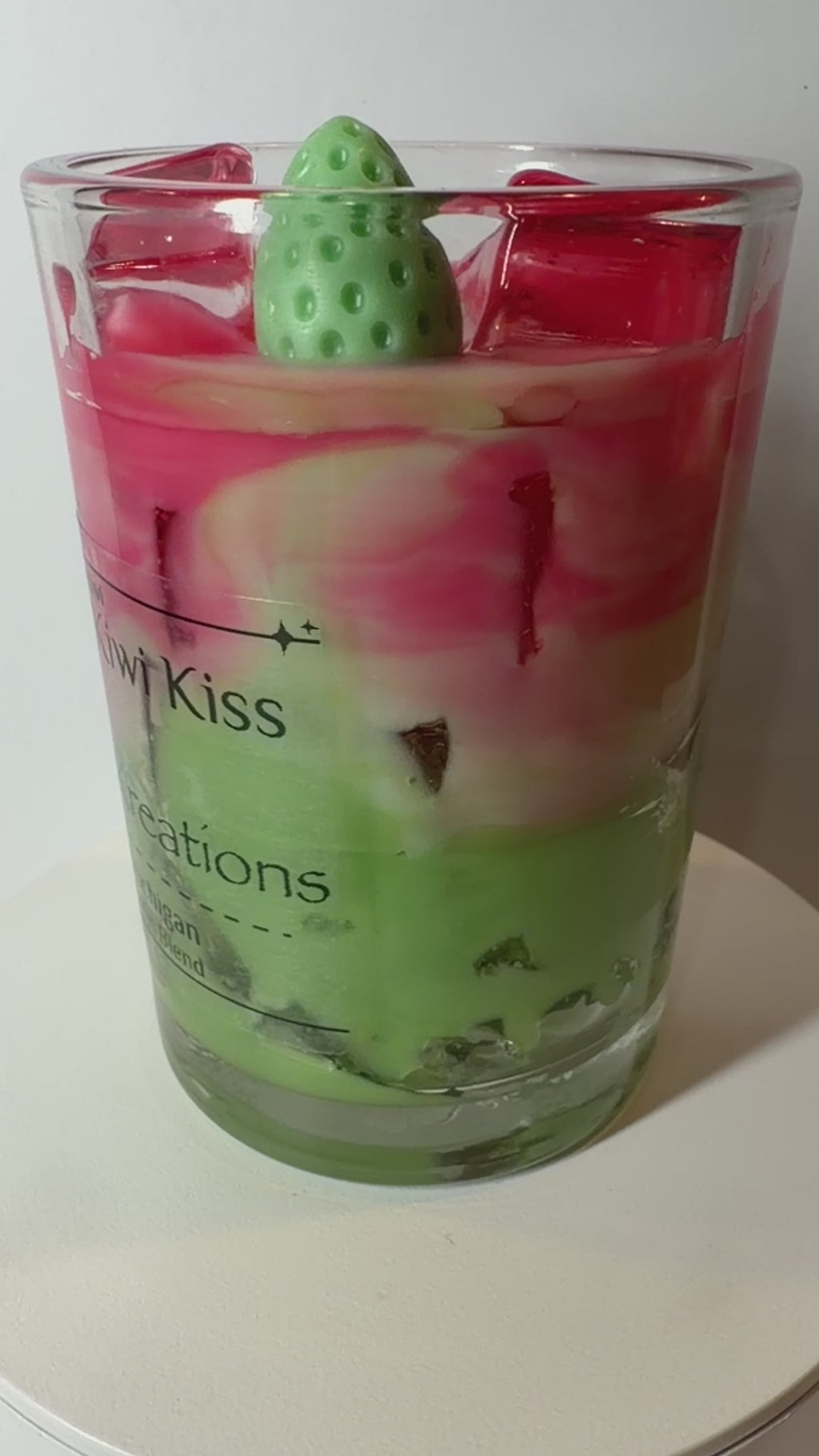 Strawberry Kiwi Kiss - Strawberry Kiwi